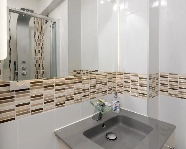 2 Centre De Congres Apartament